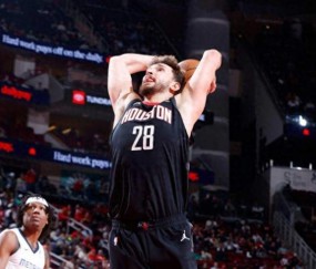 世俱杯买球平台-1626万到期！拒绝交易伊森，美记谈火箭明牌了，乌度卡也把话挑明