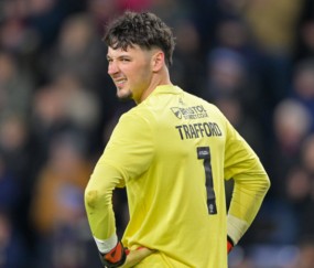 英媒：即便曼城高价引进多纳鲁马，特拉福德仍是新赛季首选门将